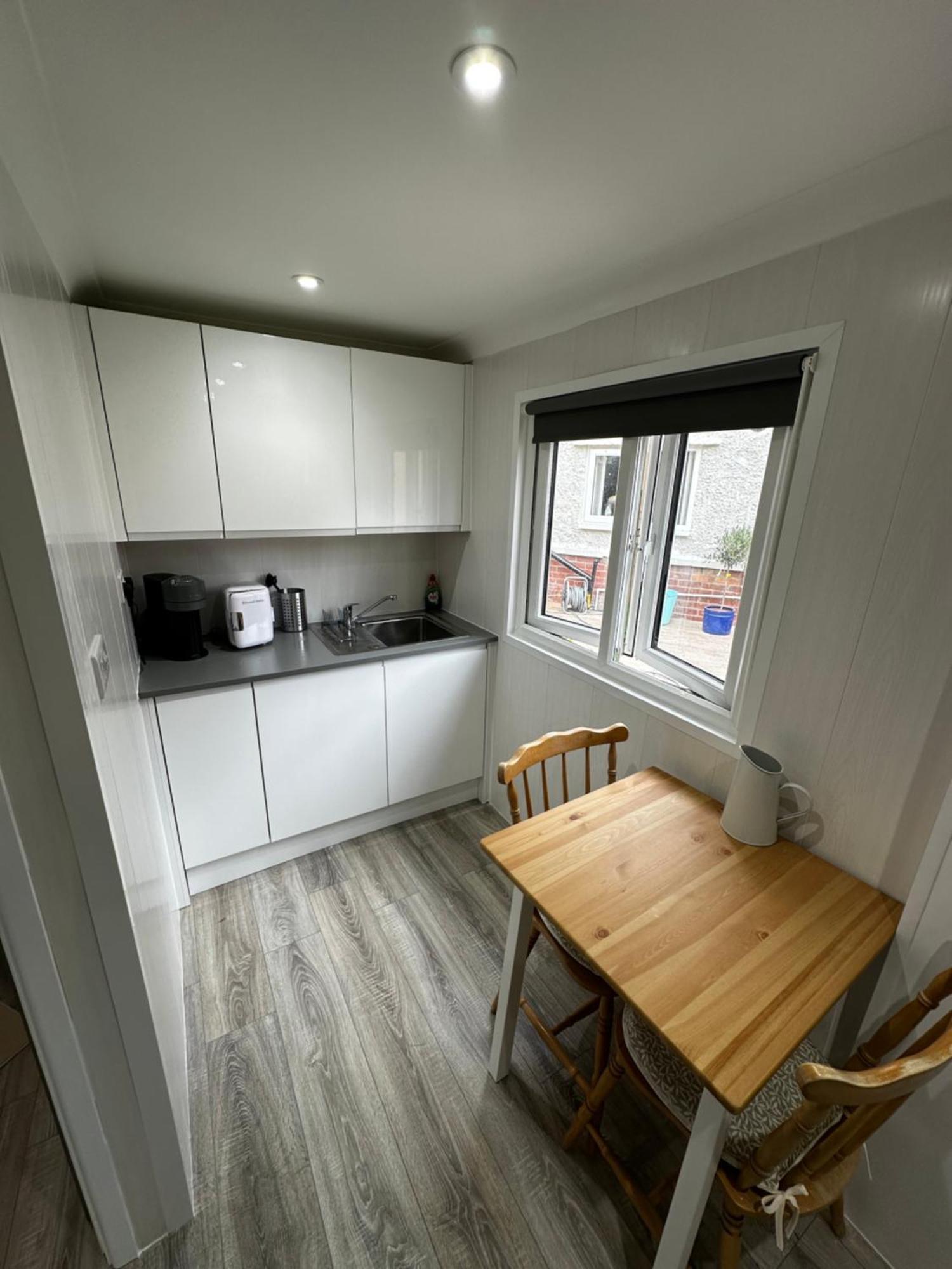 Peaceful Southbourne Studio - Pets Welcome Bournemouth Dış mekan fotoğraf